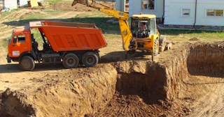 Разработка котлована Кондопога стоимость за от 574 руб. м3 - заказать работы по копке и рытью котлованов | траншей