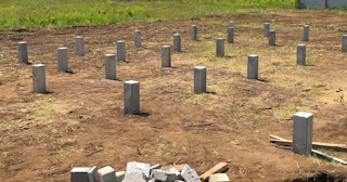 Фундамент на забивных жб сваях под ключ в Кондопоге - фундамент из забивных железобетонных свай цена от 3183 руб/м2